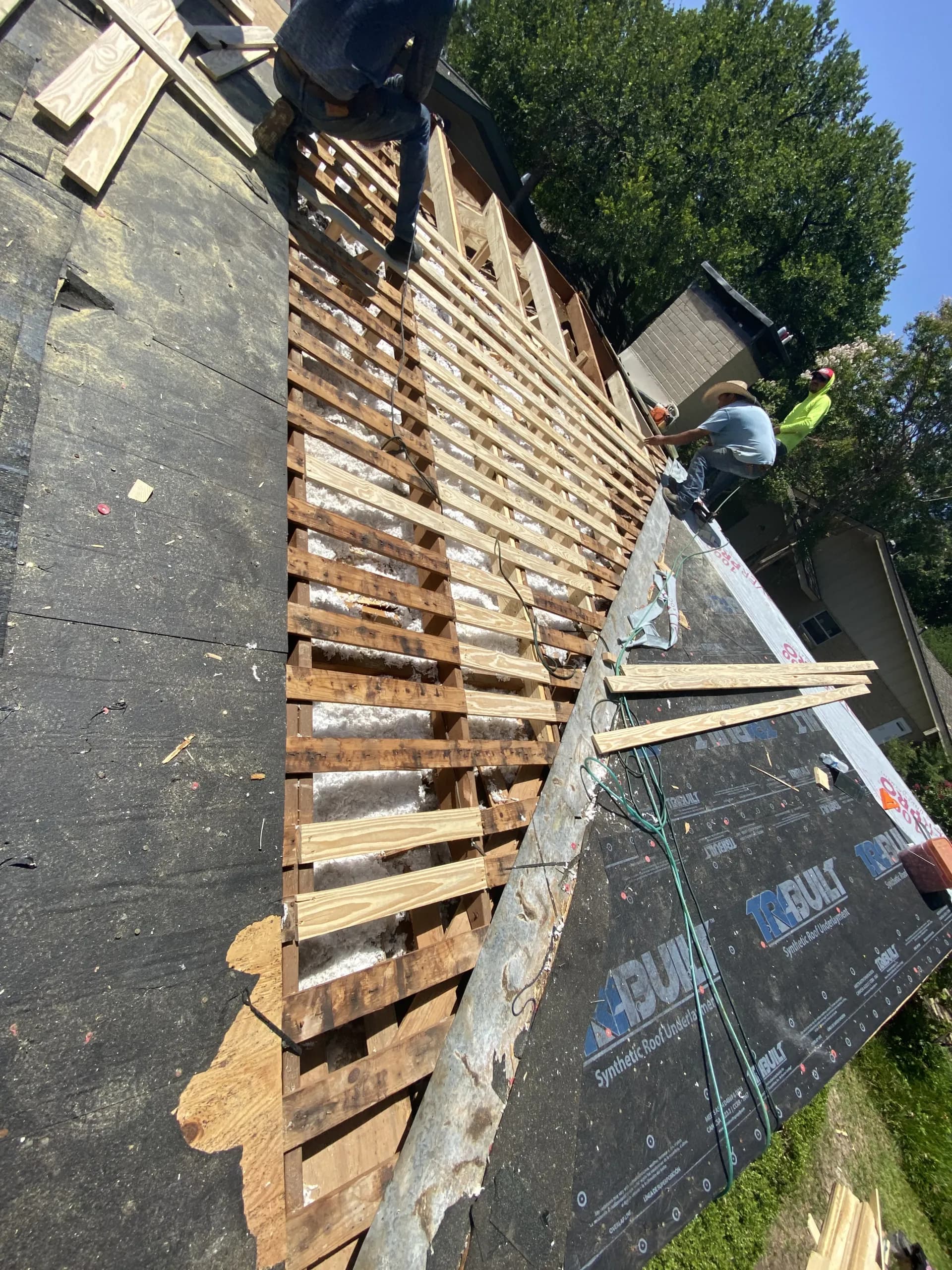 Roof valley before repair